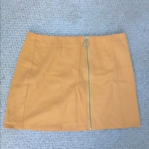 Mustard skirt